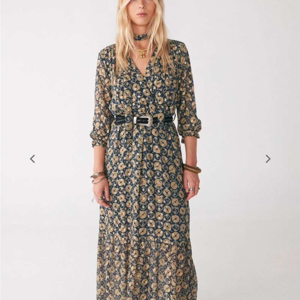 Maison Hotel - elizabeth dress